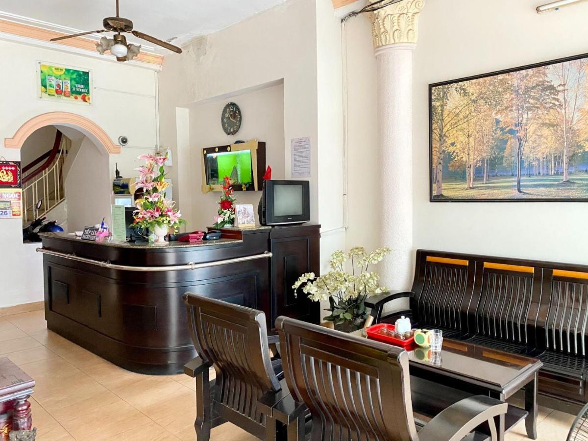 Khách sạn Bàu Cát TP. Hồ Chí Minh Ngoại thất bức ảnh